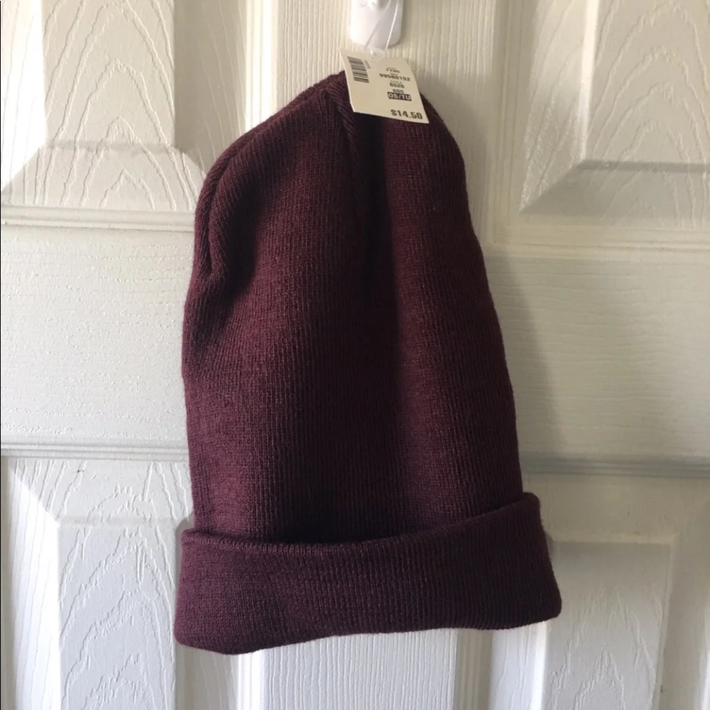 garnet beanie